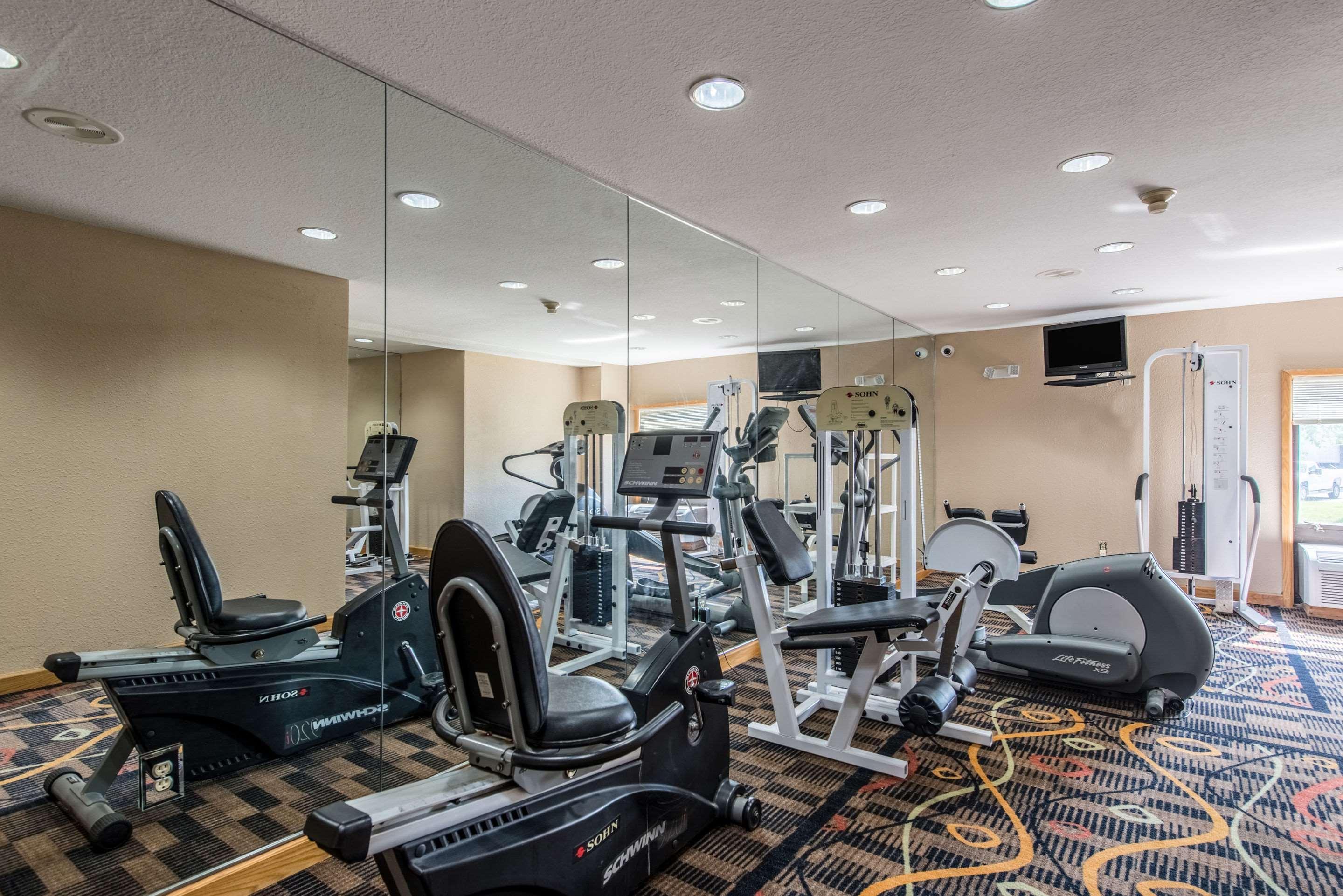 Quality & Area Hotel Muncie